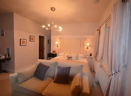 Dun Ard לינה וארוחת בוקר 5*